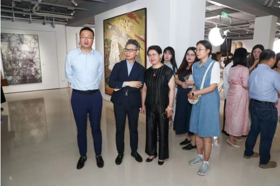 嘉宾现场不雅展。主理方供图